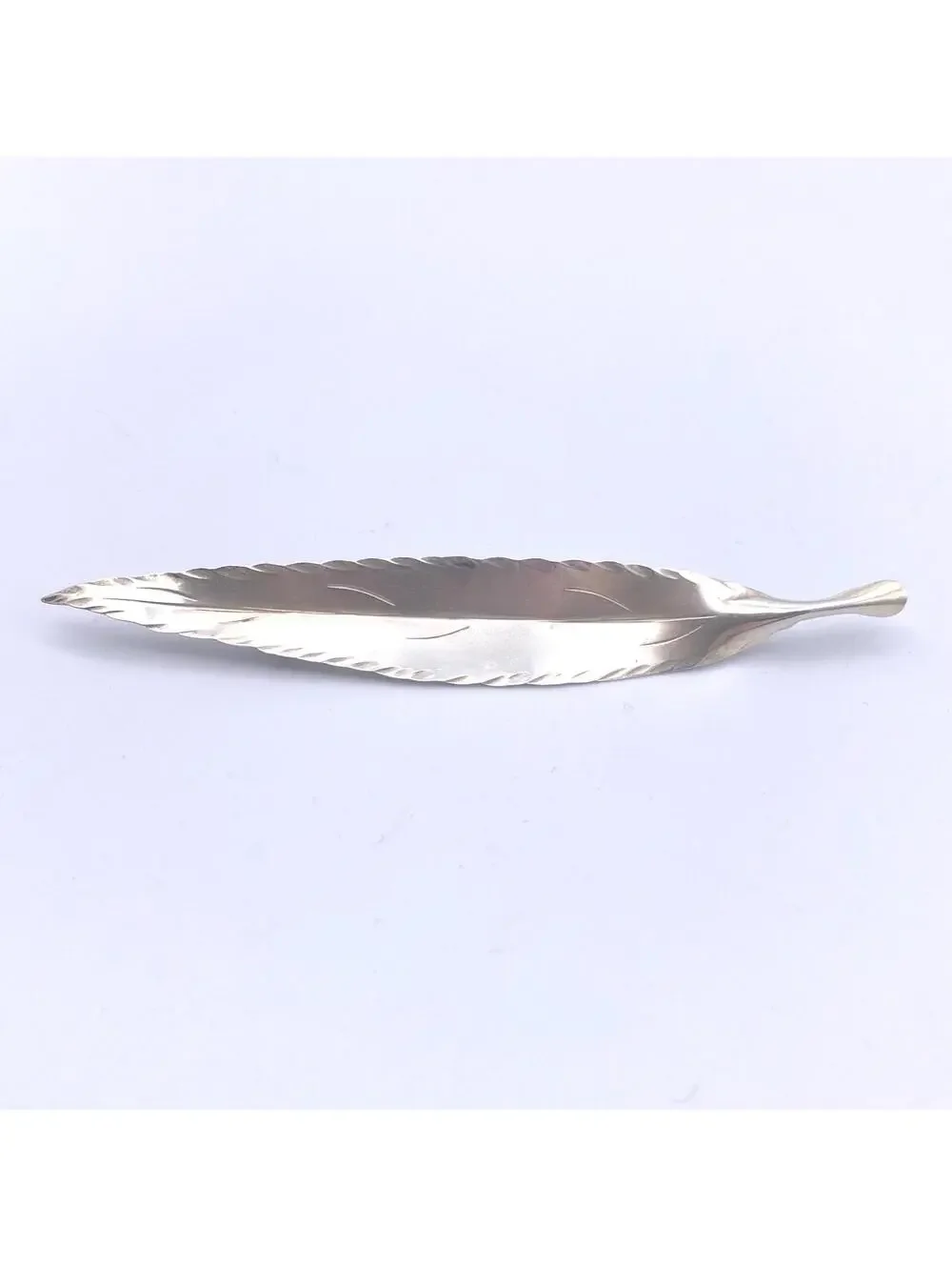 Vintage STUART NYE Sterling Silver Feather Brooch.